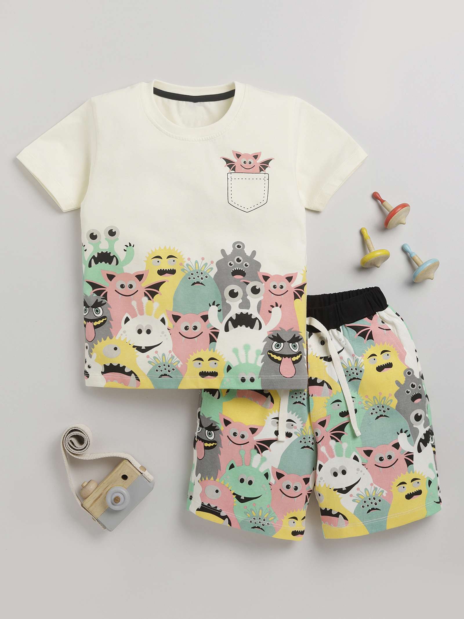 SmartRAHO Boys Casual T-shirt Shorts (CREAM) Flipkart Deal