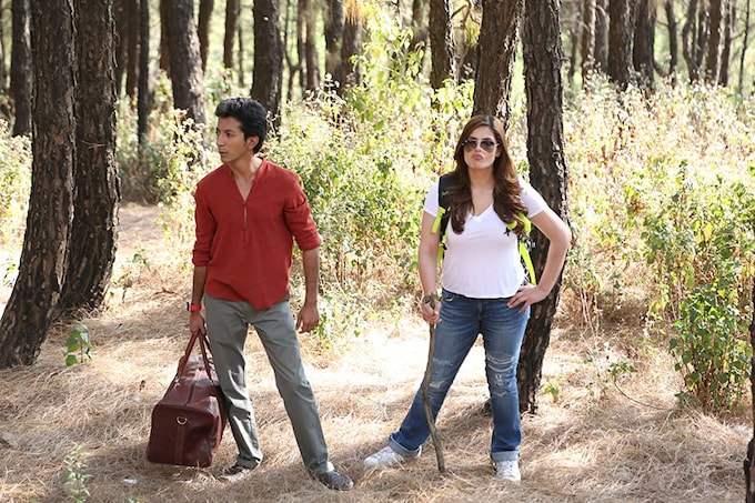 Hum Bhi Akele Tum Bhi Akele Movie Cast, Release Date, Trailer, Songs and Ratings