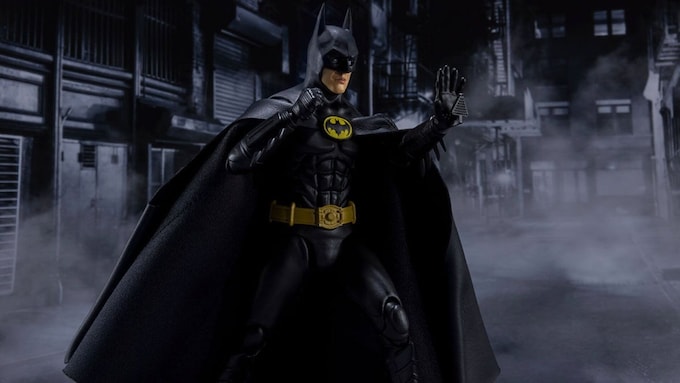 Batman Movie Cast, Release Date, Trailer, Songs and Ratings