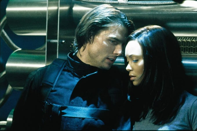 Mission: Impossible 2 Movie Cast, Release Date, Trailer, Songs and Ratings