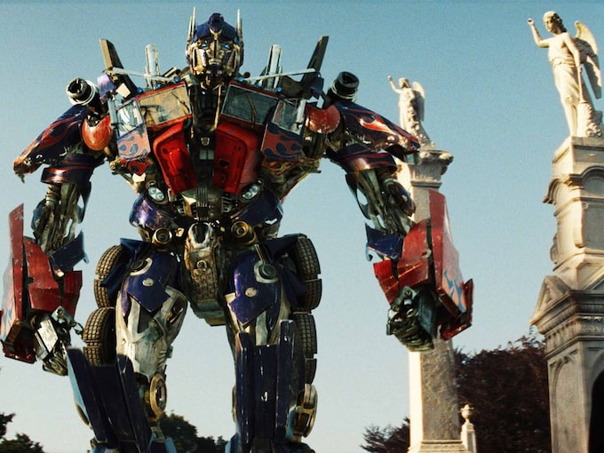 Transformers: Revenge of the Fallen Movie Cast, Release Date, Trailer, Songs and Ratings