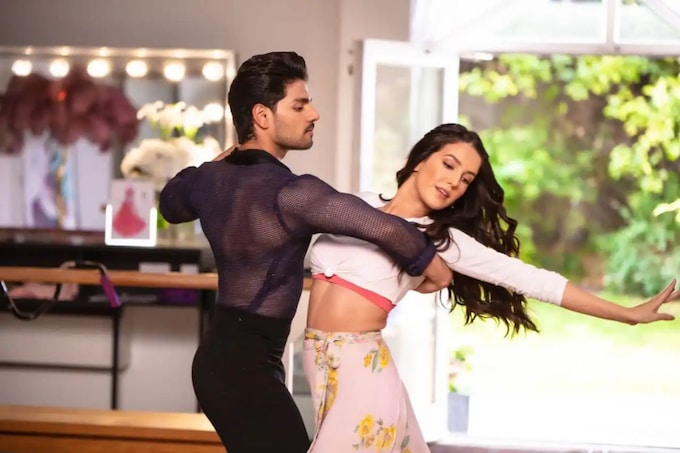Time to Dance Movie Cast, Release Date, Trailer, Songs and Ratings