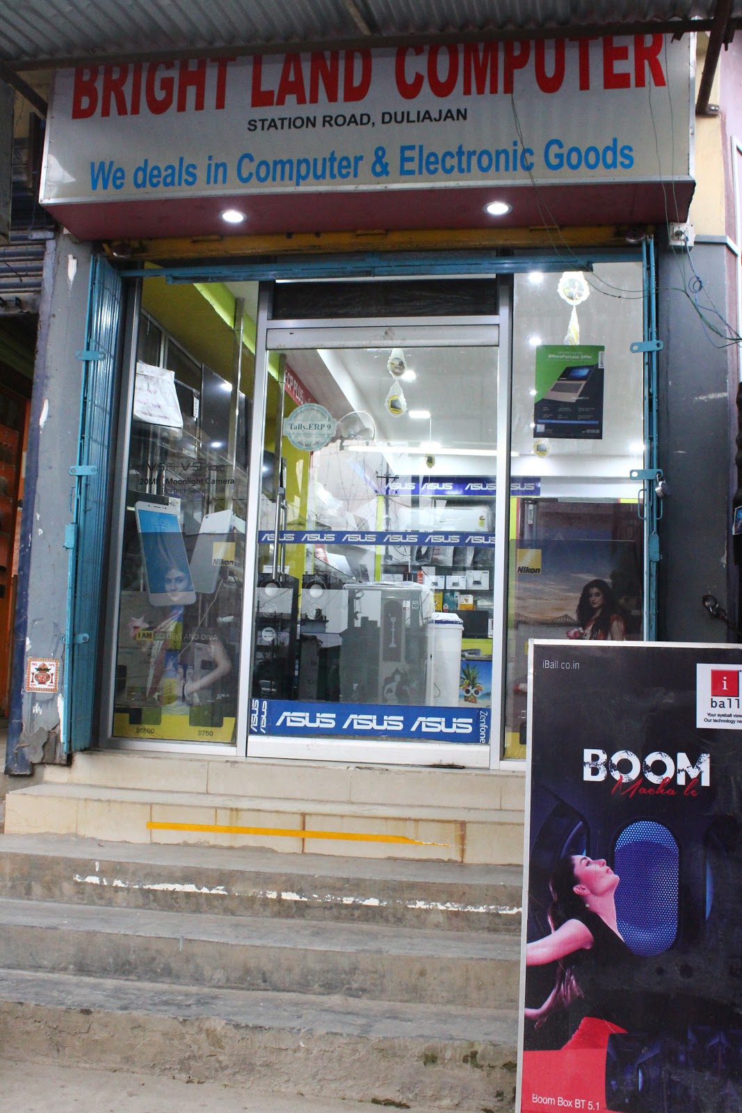 Bright Land Computers