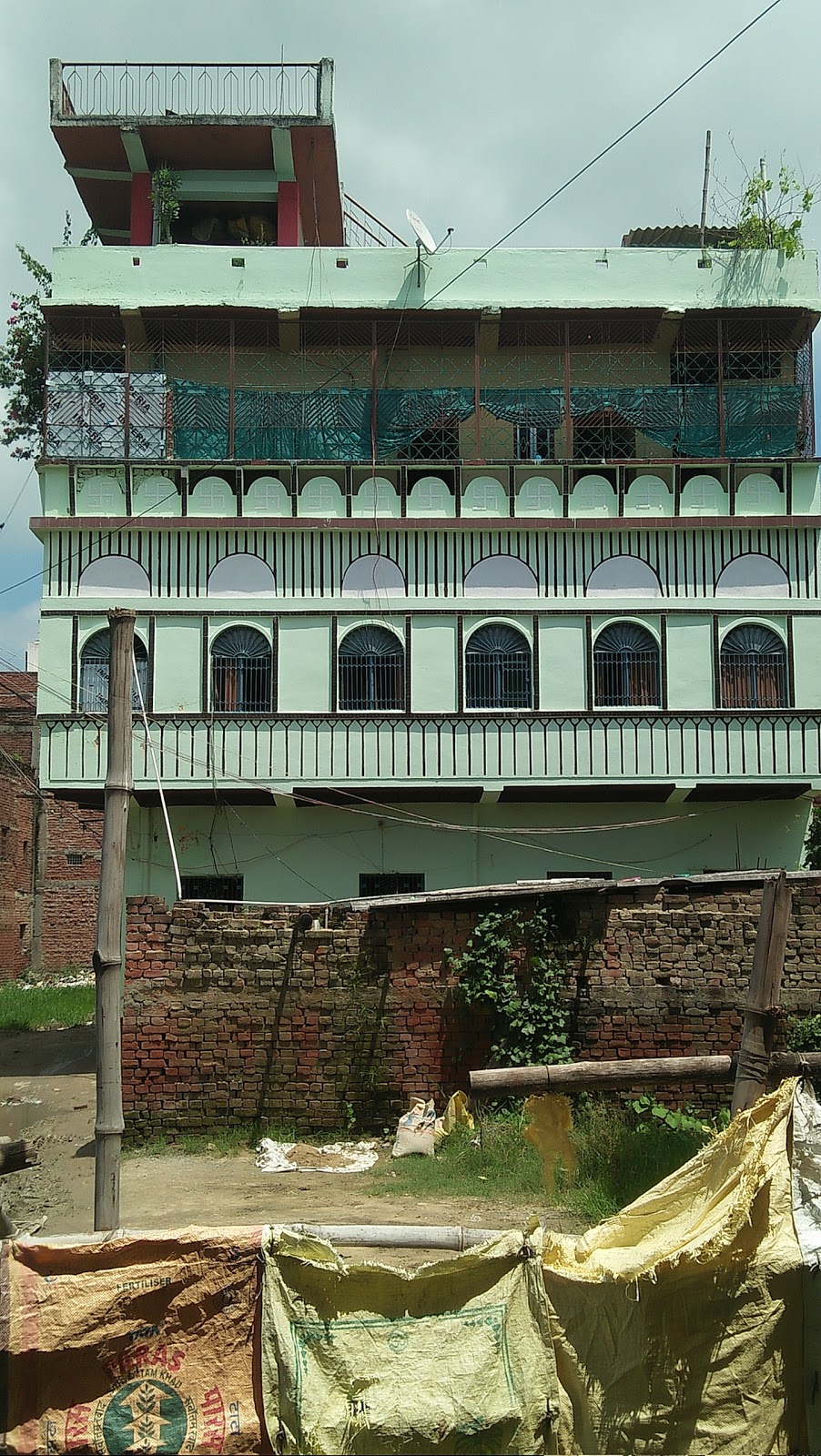 Multi Commercial Service Centre