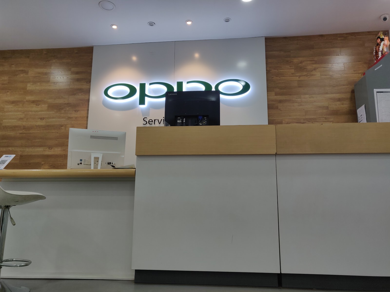 OPPO Service Center