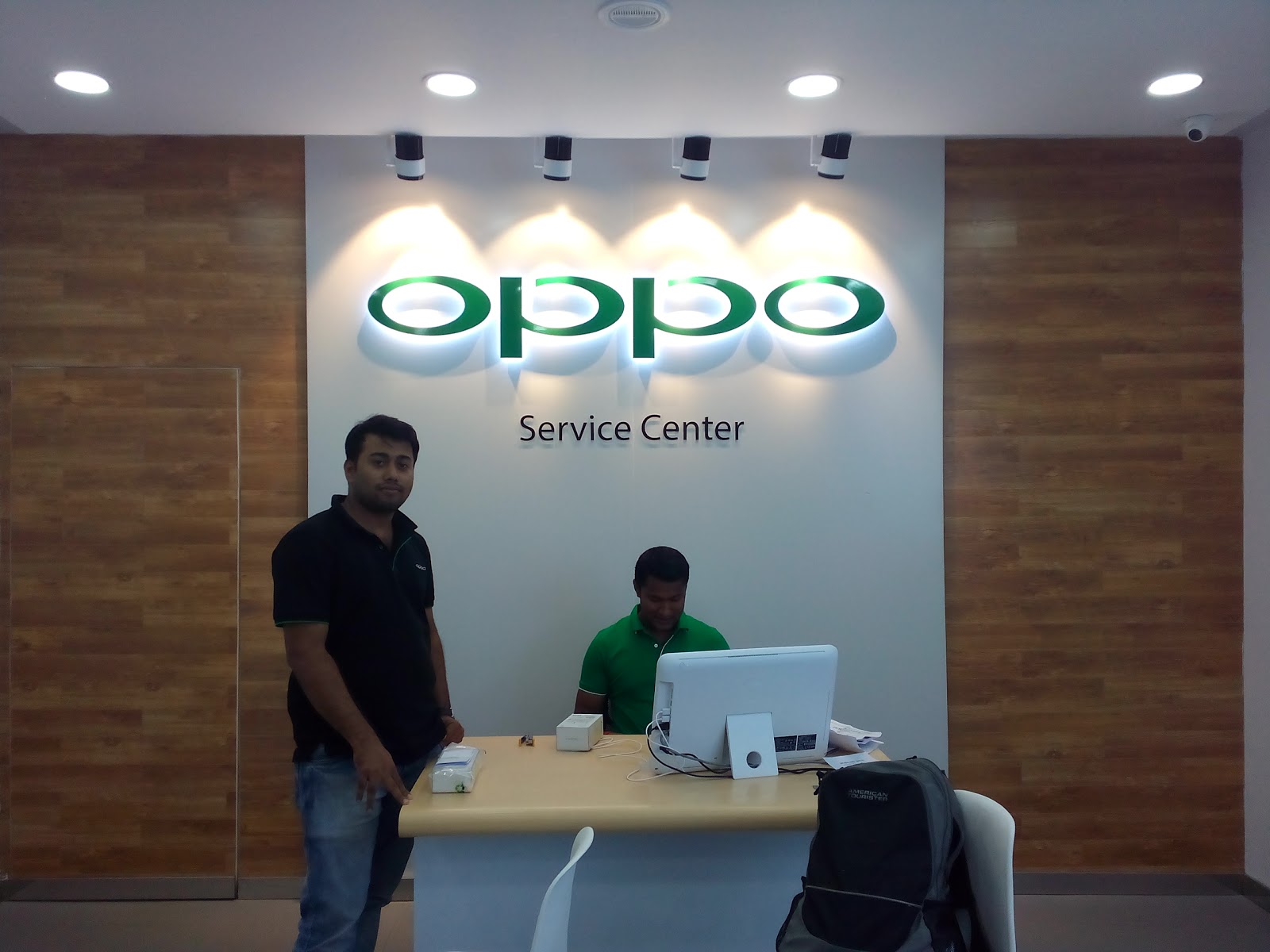 OPPO Service Center