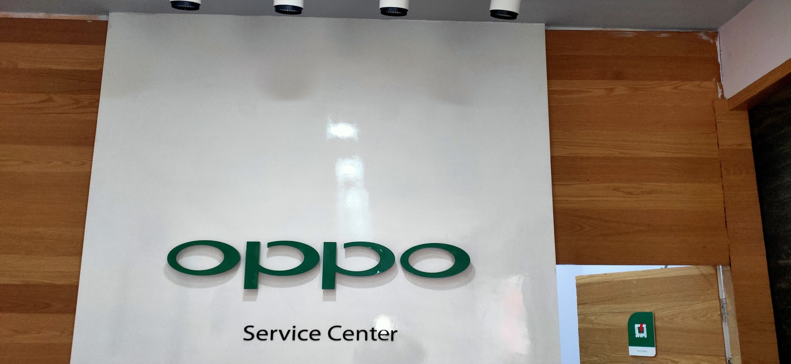 OPPO Service Center