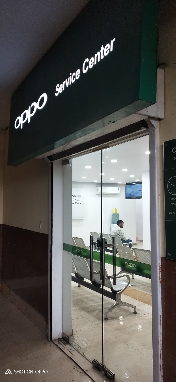 OPPO Service Center