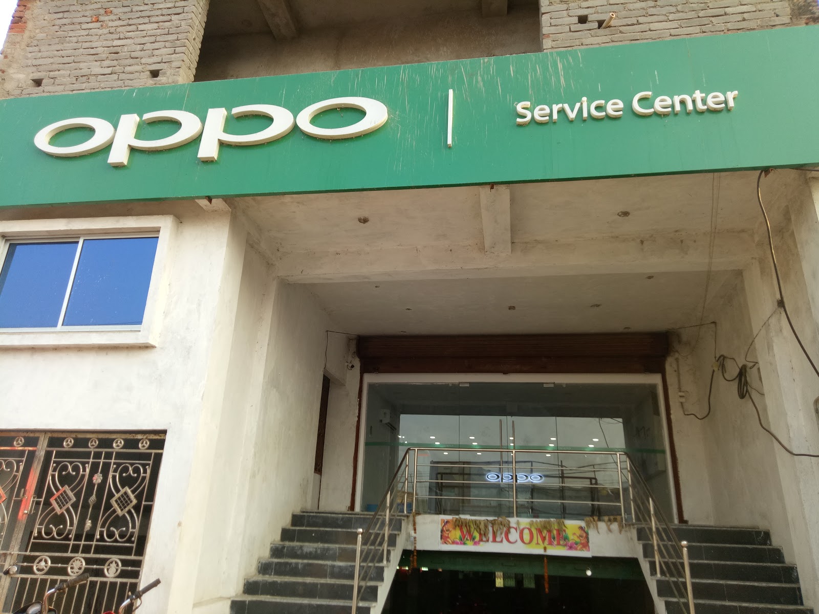 OPPO Service Center