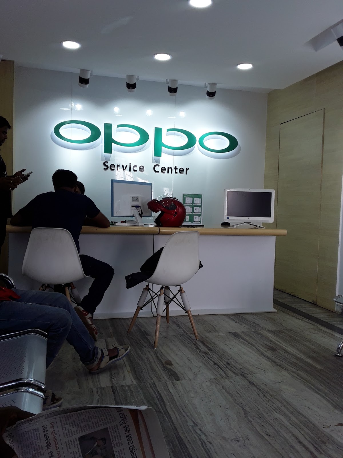 OPPO Service Center