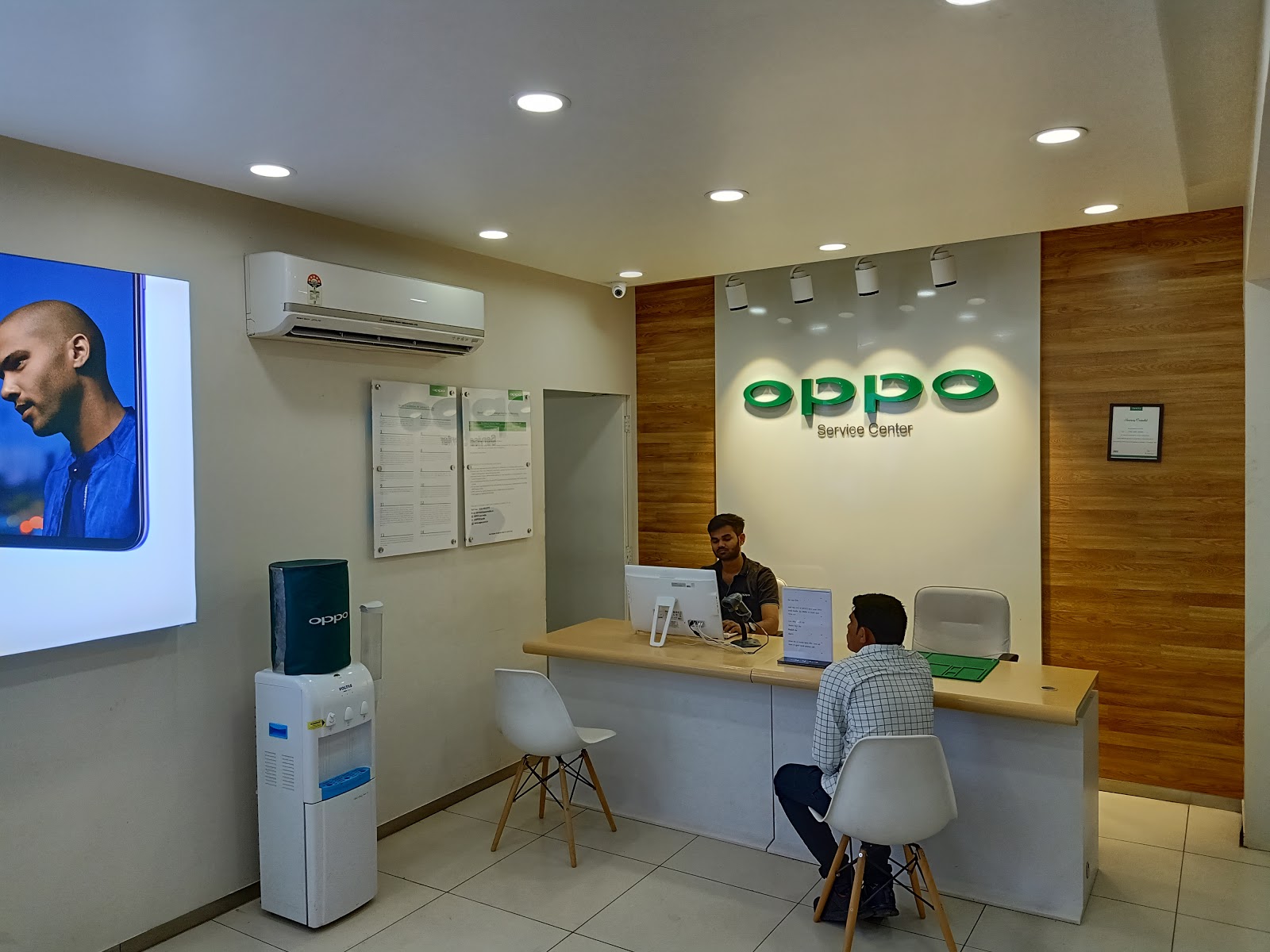 OPPO Service Center