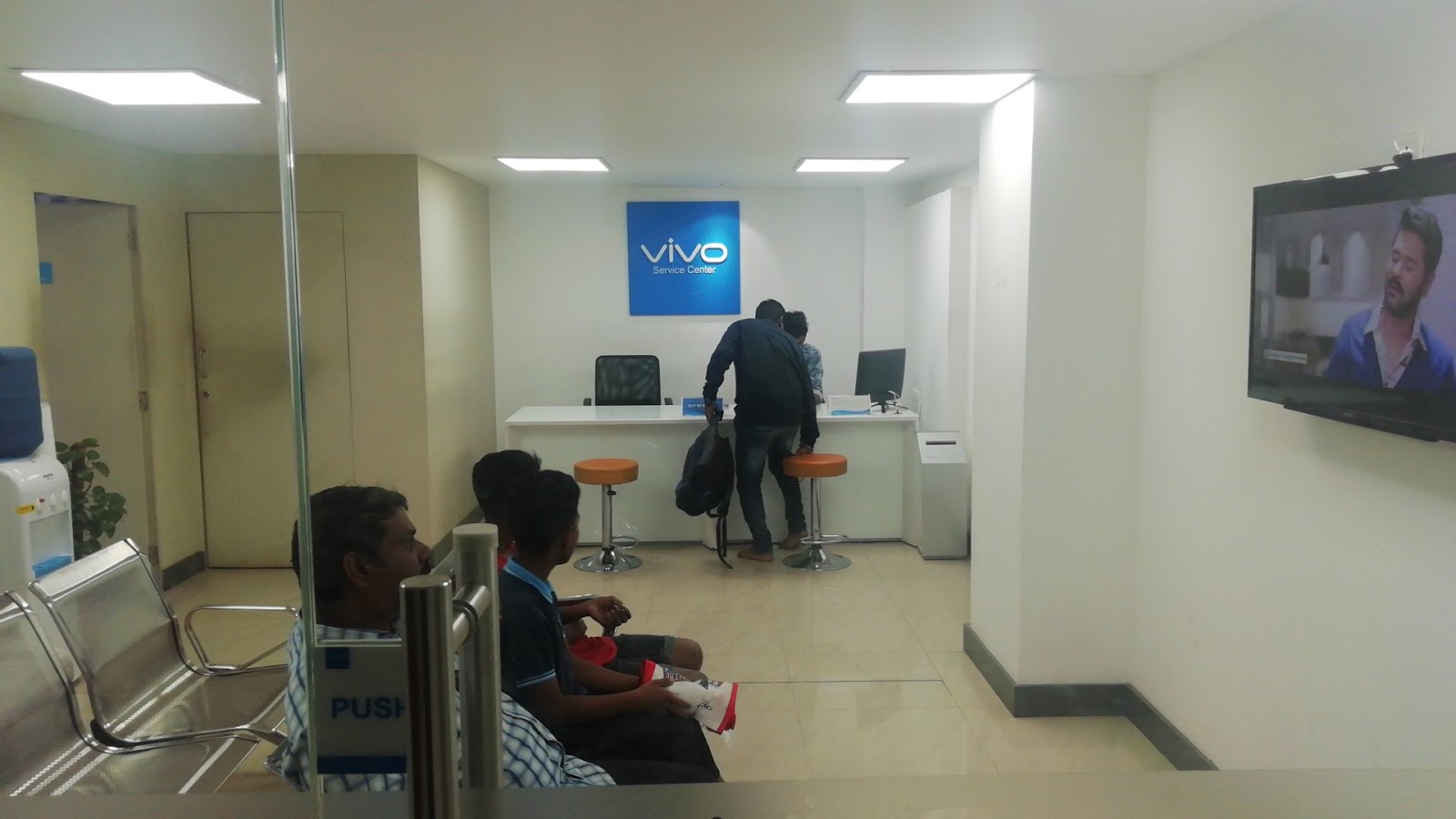 iQOO service center