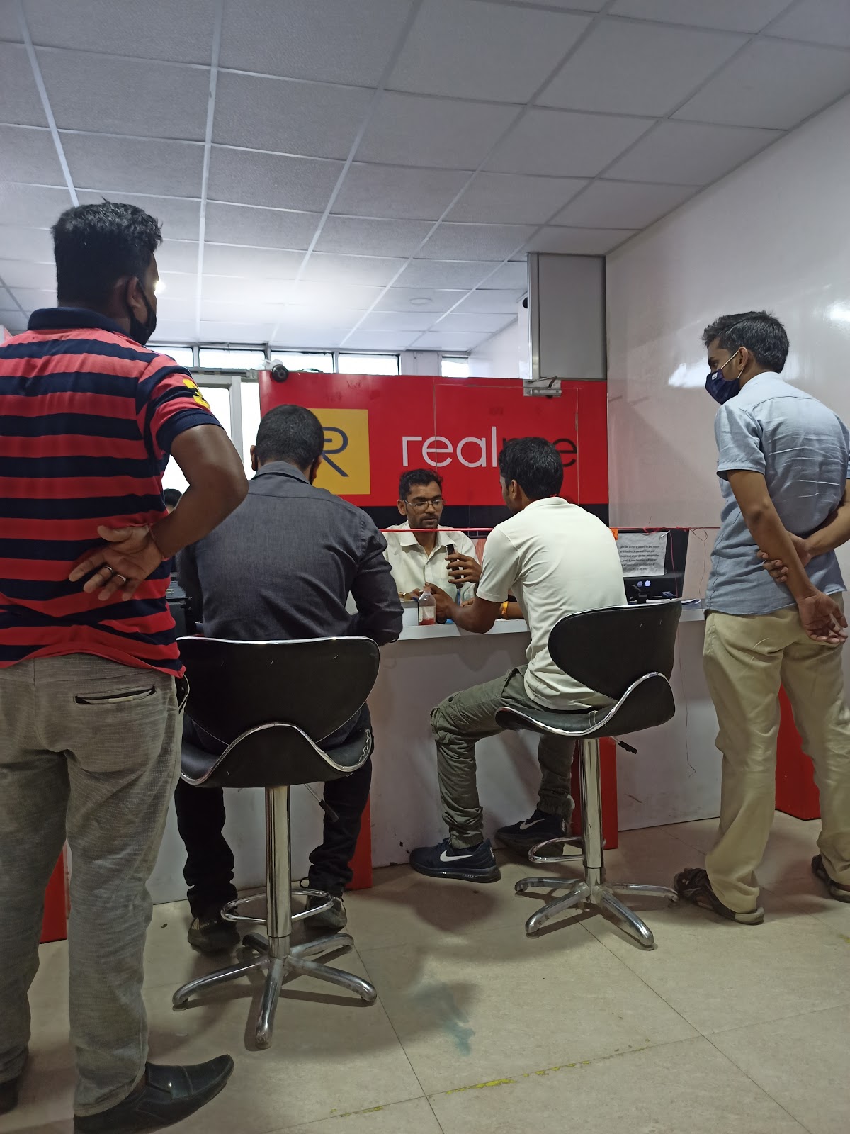 realme Authorized Service Center