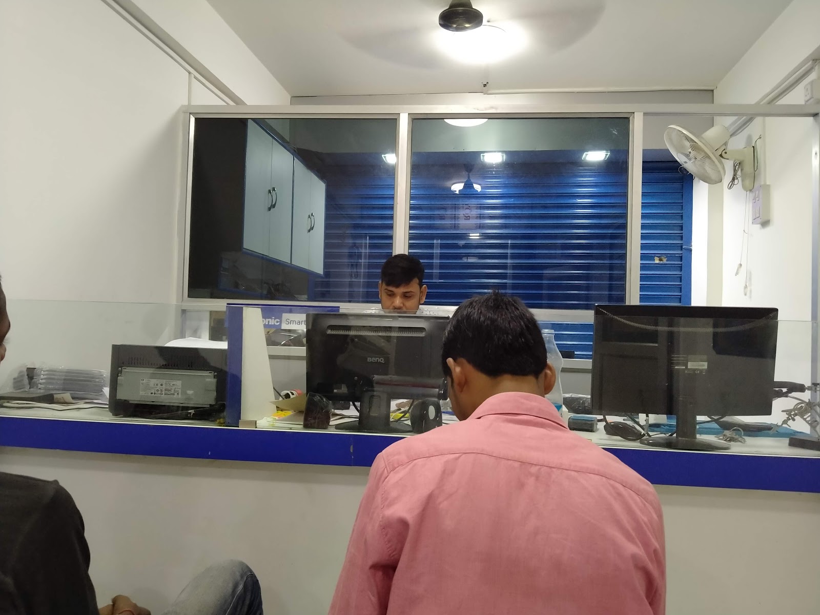 realme Exclusive Service Center